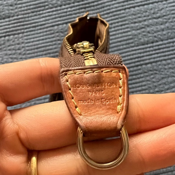 Incredible Louis Vuitton pochette! - Picture 6 of 8